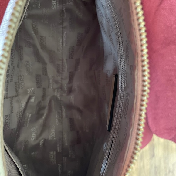 Michael Kors Monogram Shoulder Bag - Picture 3 of 7